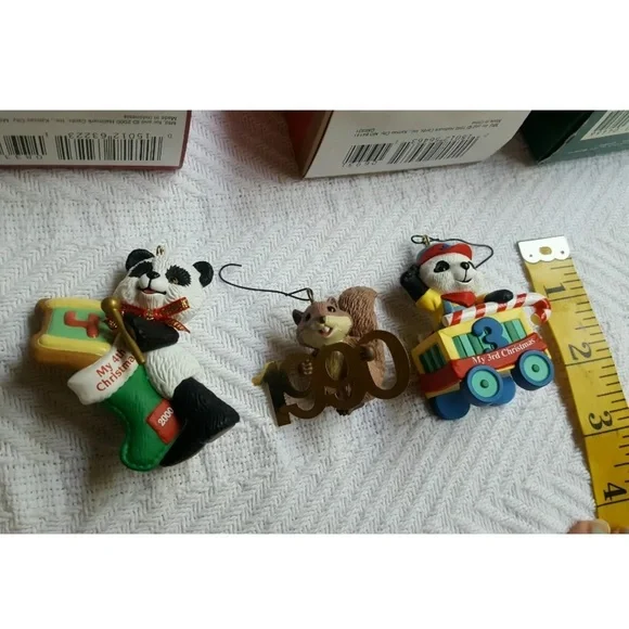 Lot of 3 Hallmark Keepsake Ornaments Christmas - Picture 2 of 7